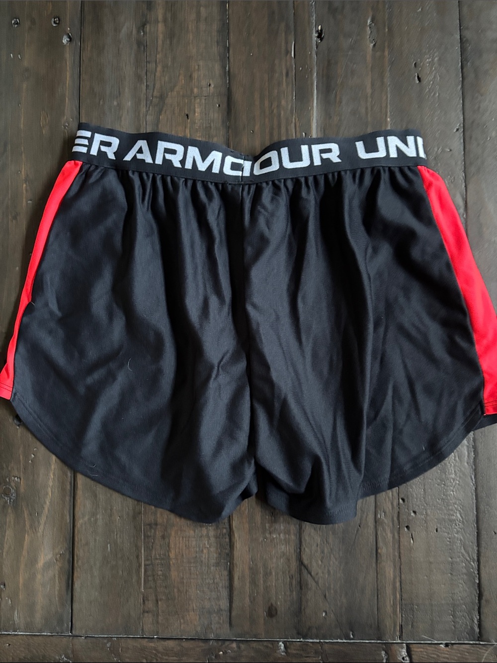 Women Under Armor black athletic shorts elastic waist sz small - Picture 3 of 3